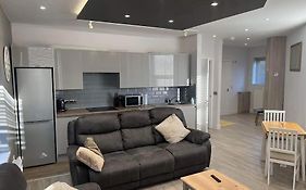 1 Bedroom Flat, Fully Furnished